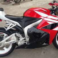 代车友卖一台12款CBR600 F5，一台西风750